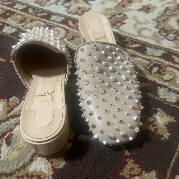 Christian Louboutin MULACONKA Studded Spike Slide
Mule Sandals Shoes - Picture 3 of 5